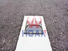 Sistema Tachas Viales hoan | Seguridad de Conducción en Autopistas